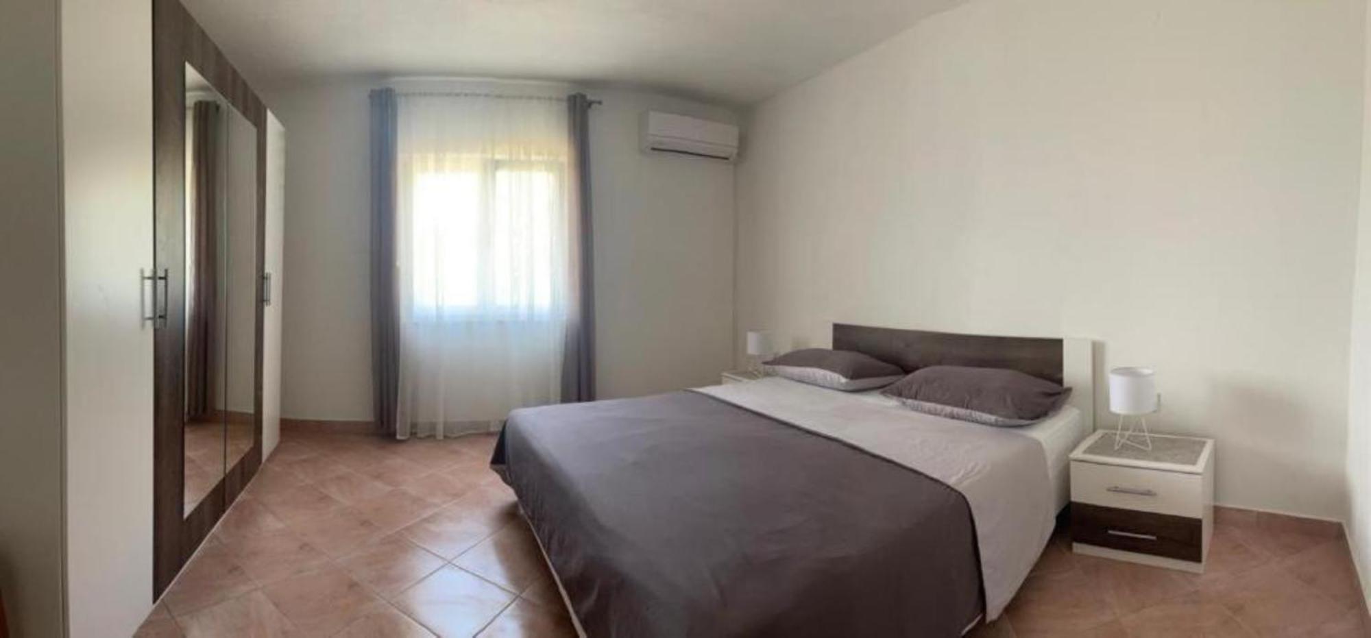 Holiday Home Ante With Beautiful Private Garden Nadin Εξωτερικό φωτογραφία